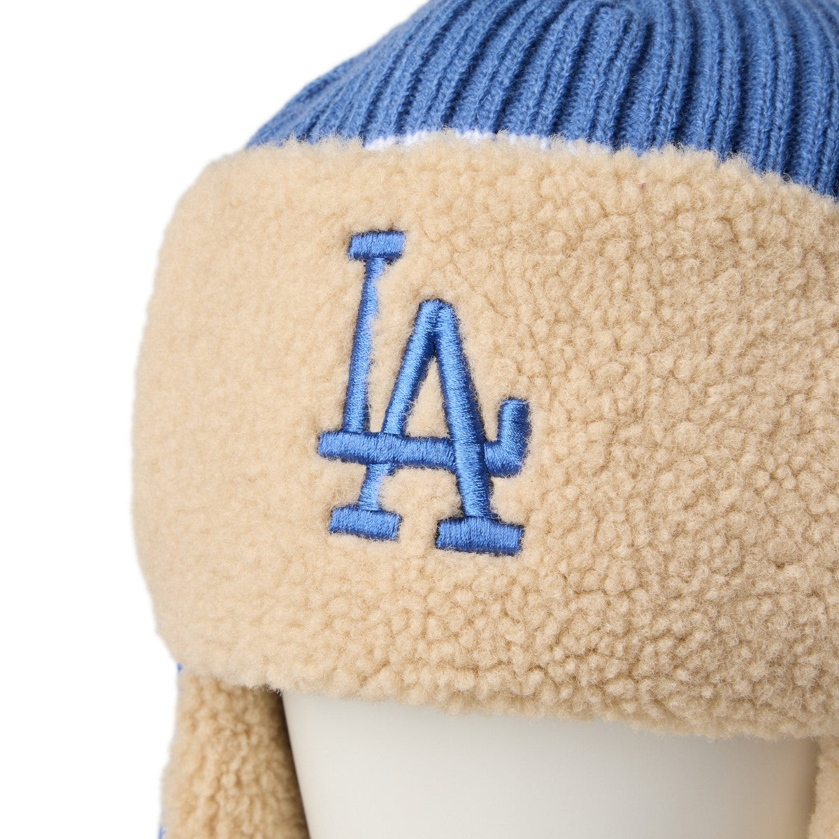 NEW ERA LOS ANGELES DODGERS KNIT TRAPPER ニューエラ ロサンゼルス・ドジャース ニットトラッパー 14669986【メンズ ニットキャップ イヤーフラップ 防寒 冬 帽子 ボア裏地 25FW】
