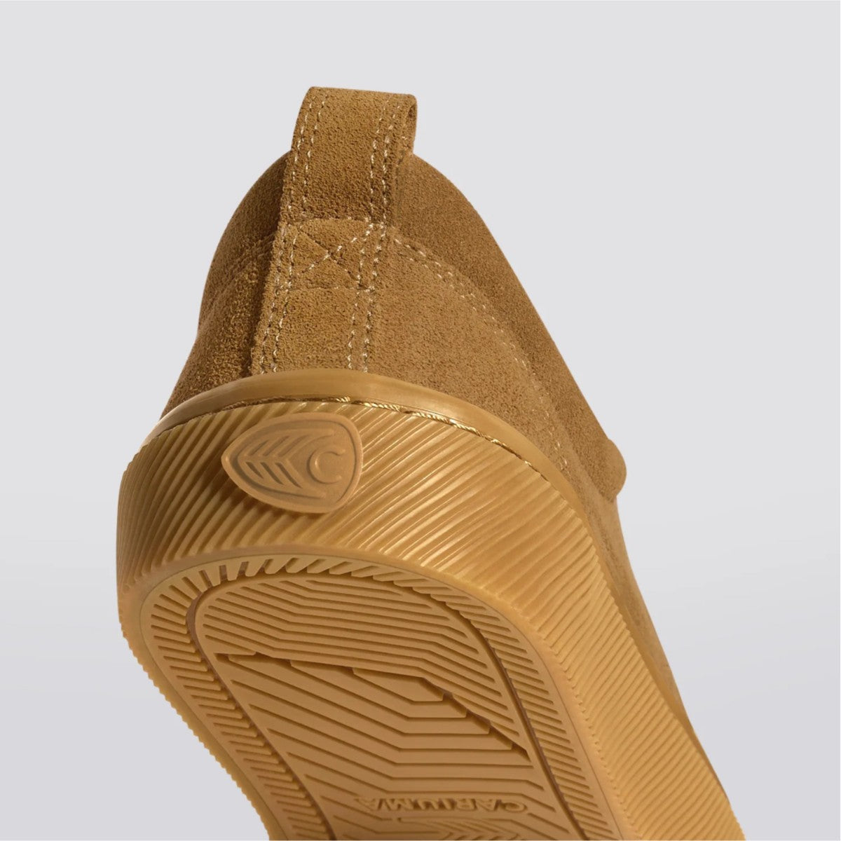 CARIUMA OCA LOW SUEDE カリウマ オカ ロー スエード 100102O03-ALL-CAMEL【レディース スニーカー スエード ローカット インソール クッション性 バルカナイズ 25FW】