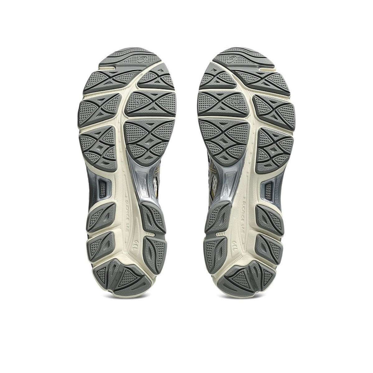 ASICS GEL-CUMULUS 16 アシックス ゲル キュムラス 16 1203A733-101【メンズ スポーツシューズ スニーカー タウンユース 光沢 クッション性 25FW】