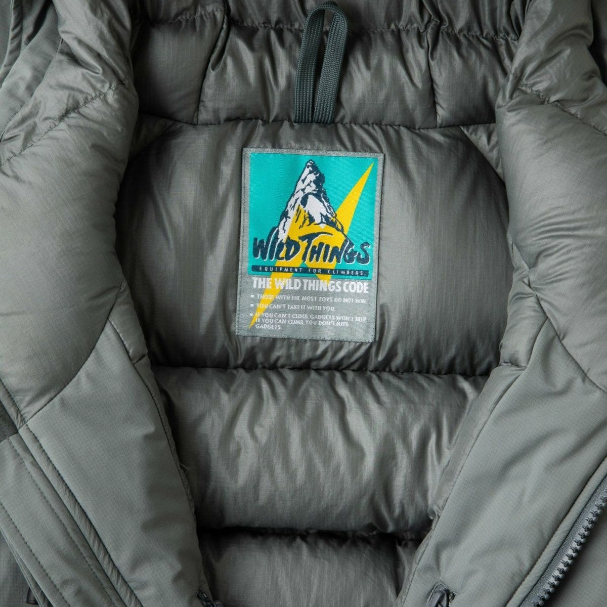 WILD THINGS MAKALU JACKET ワイルドシングス マカル ジャケット WT25136SK【メンズ ダウンジャケット 防寒性 撥水 透湿性 軽量 耐久性 リサイクルダウン 25FW】