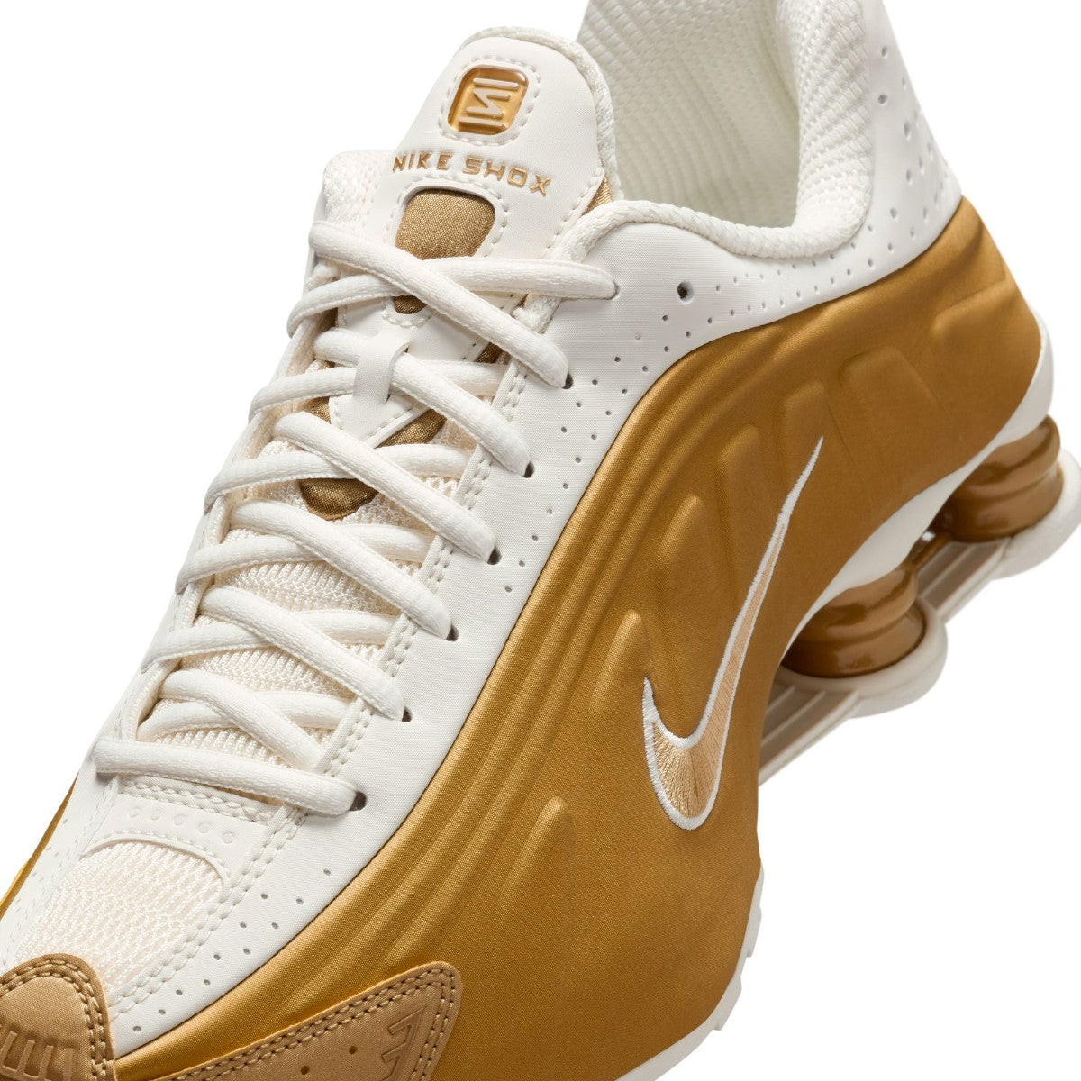 Wmns Shox R4