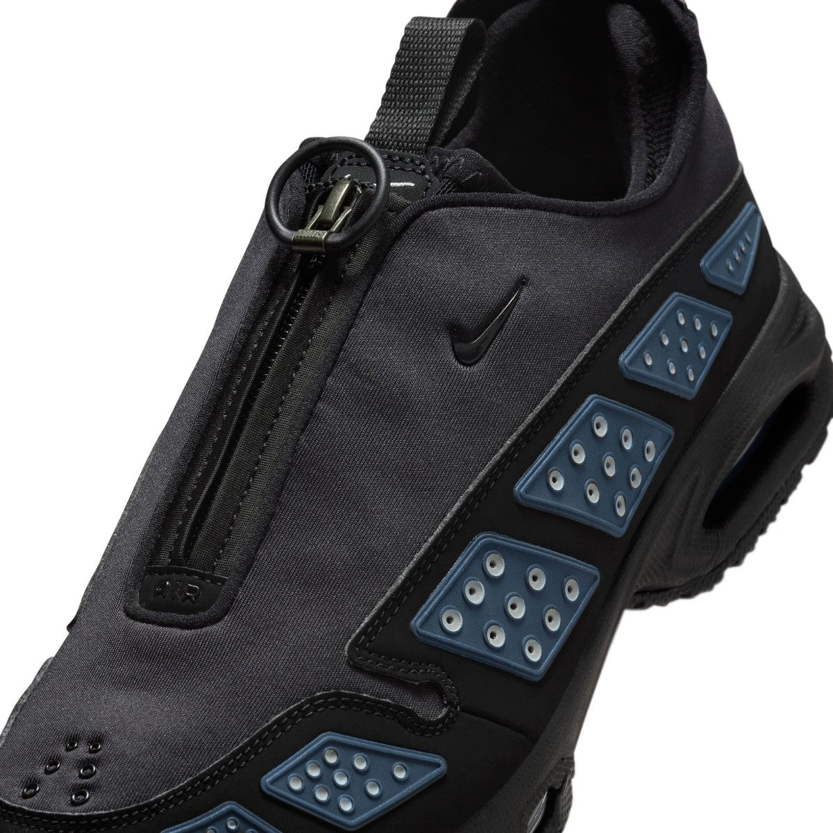 NIKE Wmns Air Max SNDR ナイキ ウィメンズ エア マックス SNDR FZ2068-001【メンズ スニーカー シューズ クッション性 リフレクティブ 快適 25FW】