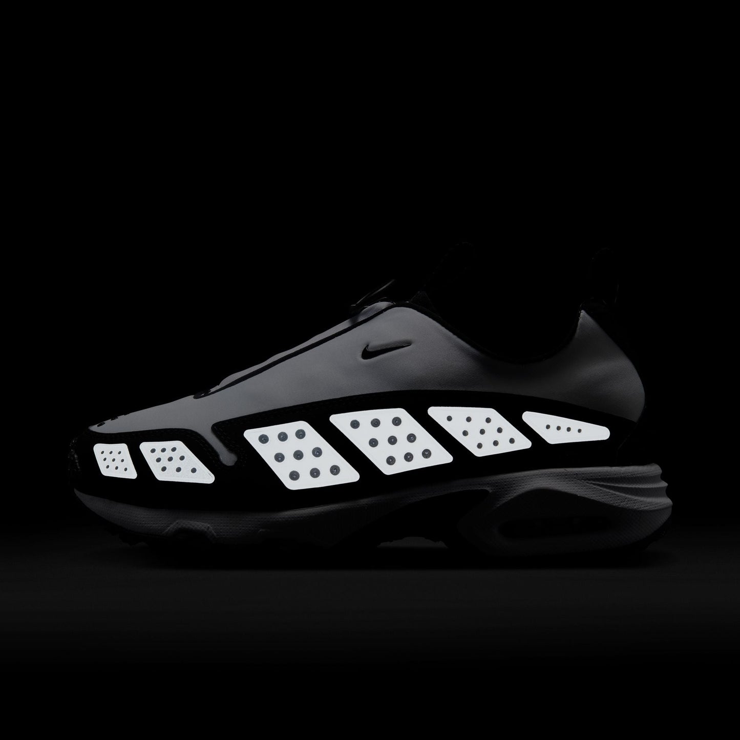 NIKE Wmns Air Max SNDR ナイキ ウィメンズ エア マックス SNDR FZ2068-100【メンズ スニーカー シューズ 25FW】