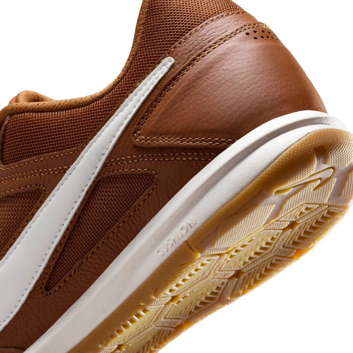NIKE GATO ナイキ ガト HQ6019-200【メンズ スニーカー シューズ ストリート レザー 通気性 25FW】