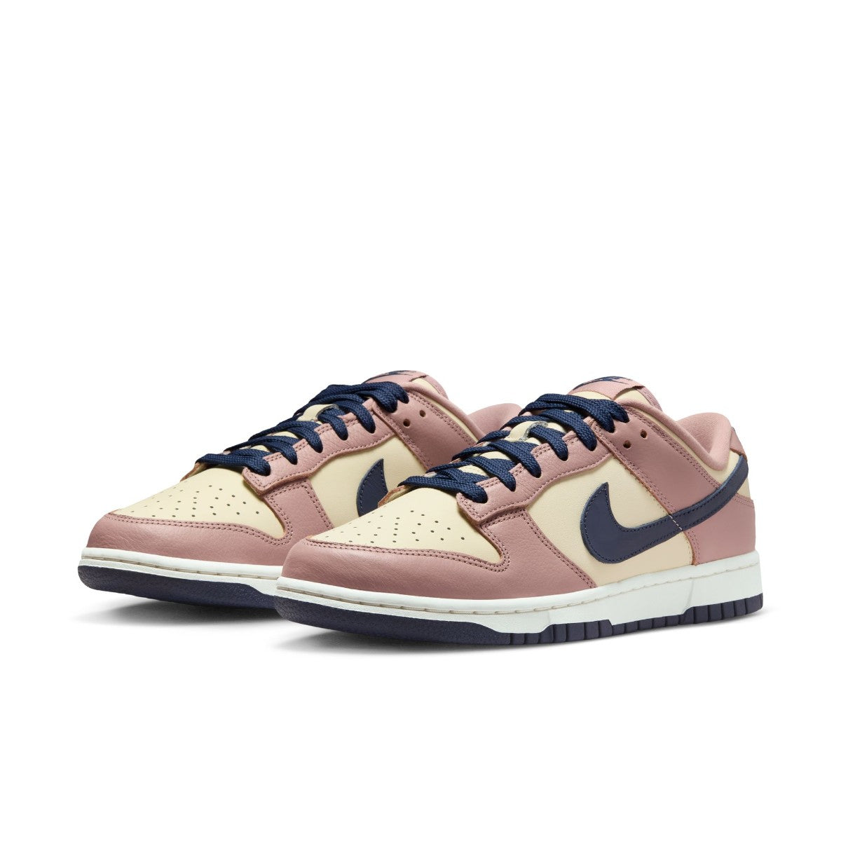Wmns Dunk Low SE