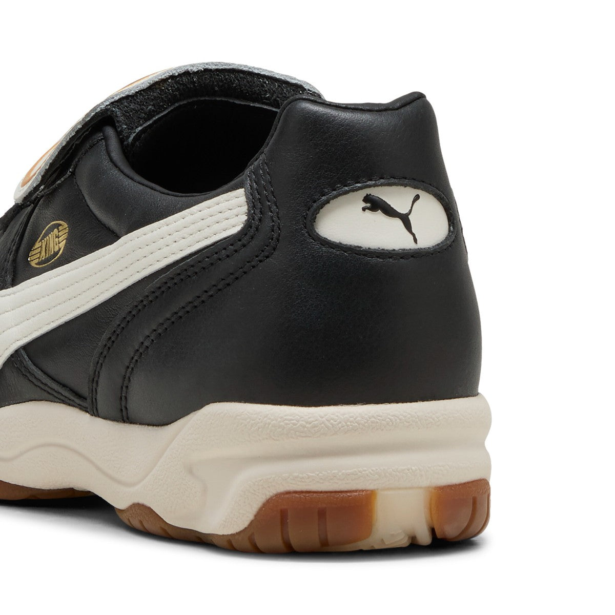PUMA KING INDOOR プーマ キング インドア 401683-01【メンズ スニーカー シューズ スパイクモチーフ レトロ 25FW】