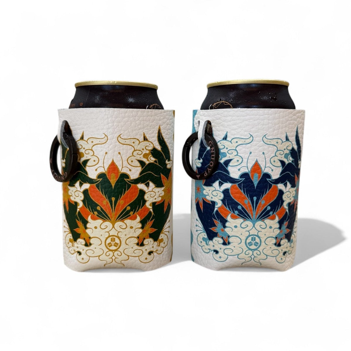 坩堝 八角天 KAN KOOZIE (RUTSUBO×醪 (LOW MOROMI) ×GNUOYP) RUTSUBO 八角天 缶クージー R25SU-Low-AC2【メンズ クージー ドリンクホルダー スリープ コラボ 25SS】