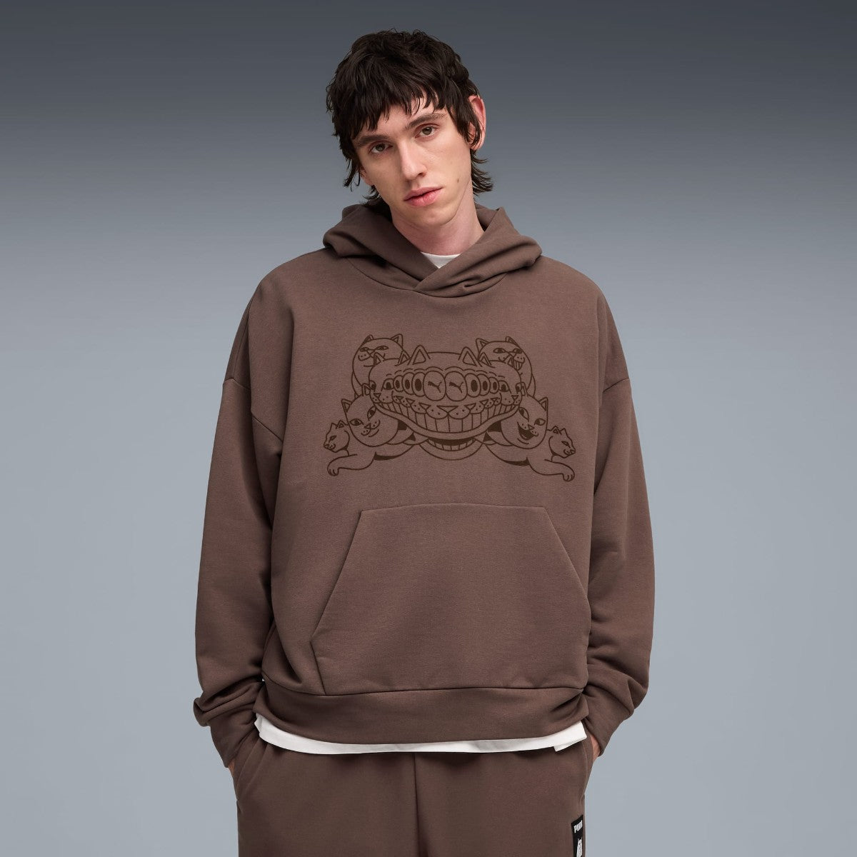 PUMA PUMA x RIPNDIP BOXY GRAPHIC HOODIE プーマ PUMA x RIPNDIP ボクシー グラフィック フーディ 632414【メンズ スウェット フーディー グラフィック リサイクル素材 コラボ 25FW】