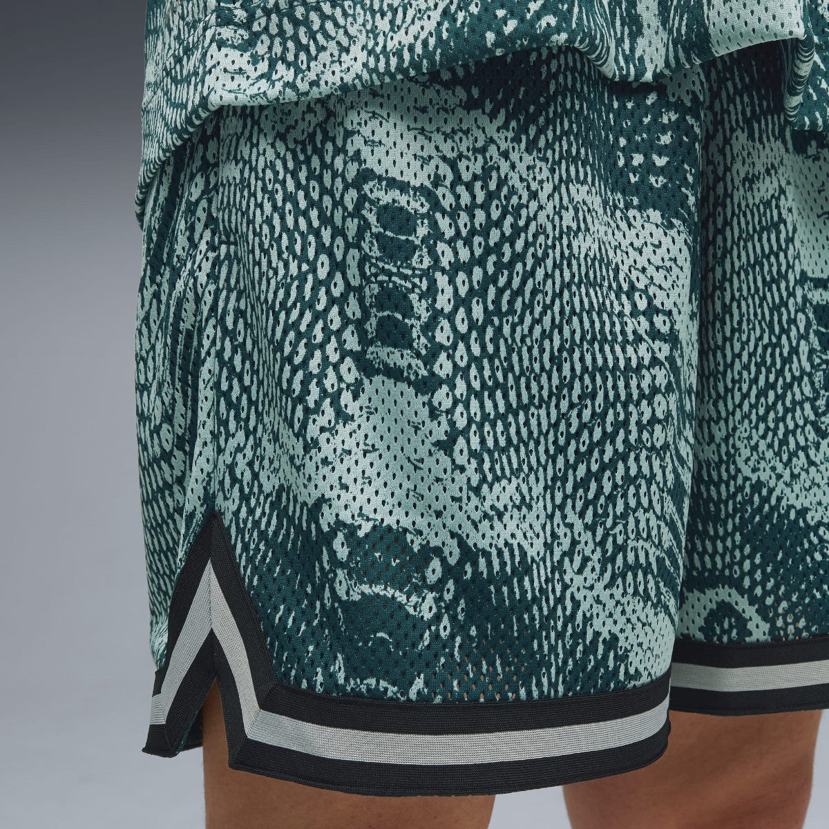 PUMA HOOPS X HARRY POTTER AOP SHORT プーマ フープス×ハリーポッター AOP ショーツ 633114-01【レディース 短パン ショーツ バスケットボールウェア コラボ 25FW】