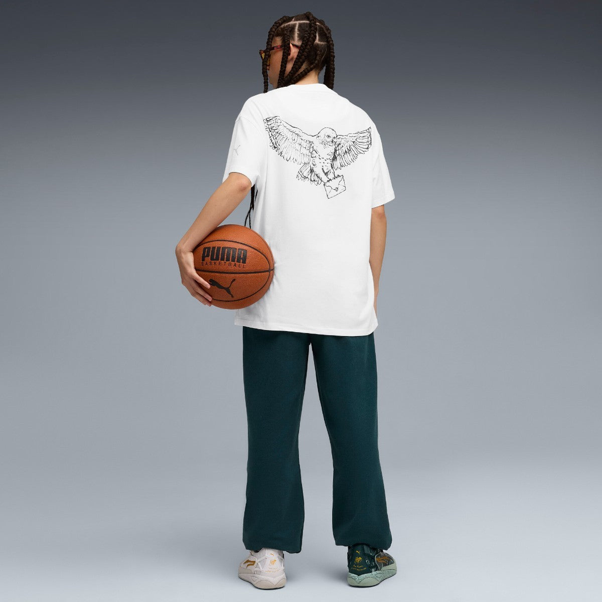 PUMA HOOPS X HARRY POTTER TEE プーマ フープス×ハリーポッター Tシャツ 633115-01【レディース 半袖Tシャツ オーバーサイズ バスケットボールウェア コラボ 25FW】