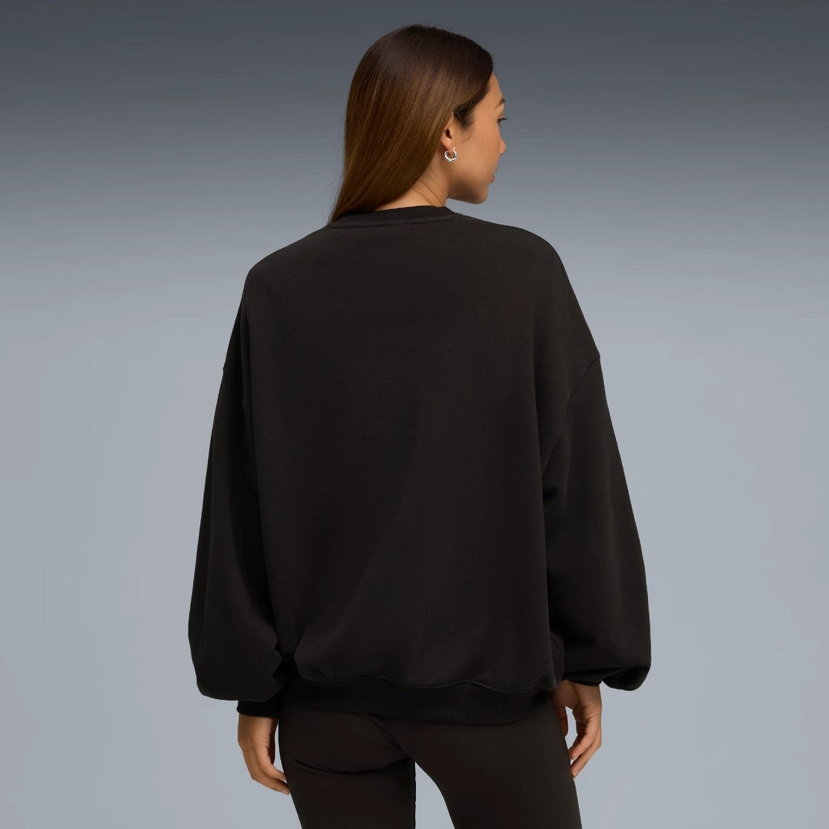 PUMA PUMA x ROSE OVERSIZED CREW TR プーマ プーマ x ロゼ オーバーサイズド クルー TR 633803【レディース トップス クルーネック コラボ 25FW】
