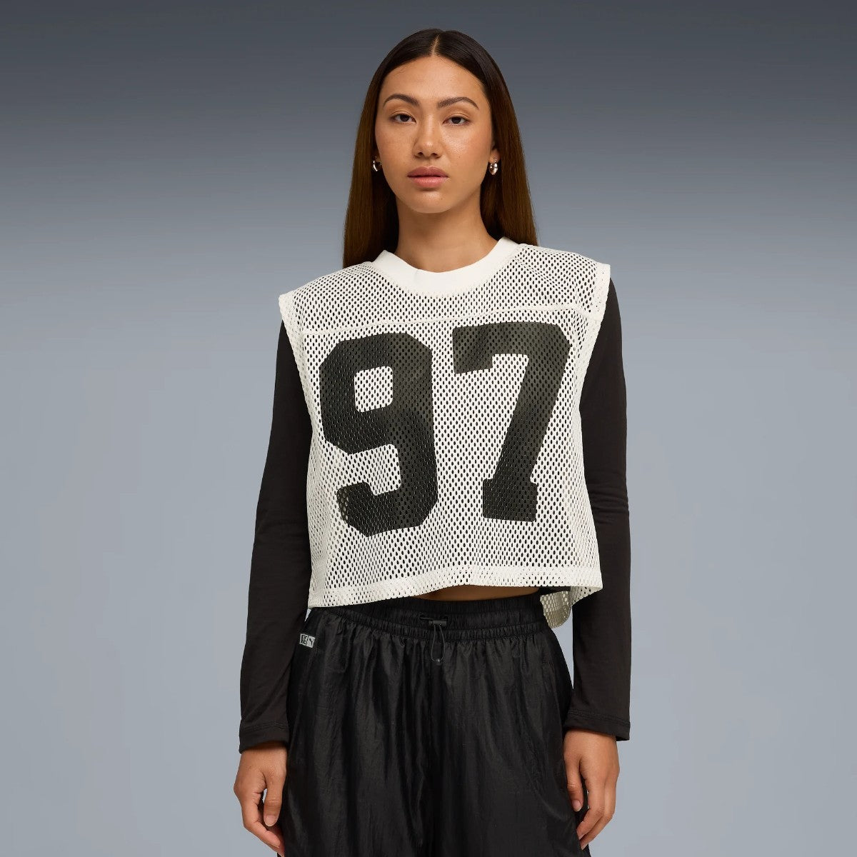 PUMA PUMA x ROSE RELAXED MESH TOP プーマ プーマ x ロゼ リラックスド メッシュ トップ 633804【レディース トップス メッシュ レイヤード ナンバリング コラボ 25FW】