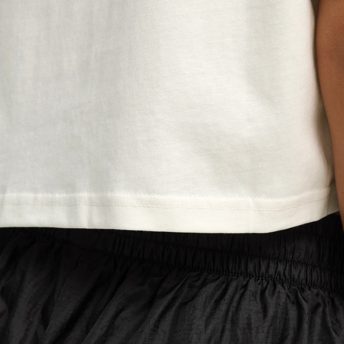 PUMA PUMA x ROSE RELAXED TEE プーマ プーマ x ロゼ リラックスド Tシャツ 633806【レディース Tシャツ 半袖 リラックスシルエット ロゴ コラボ 25FW】