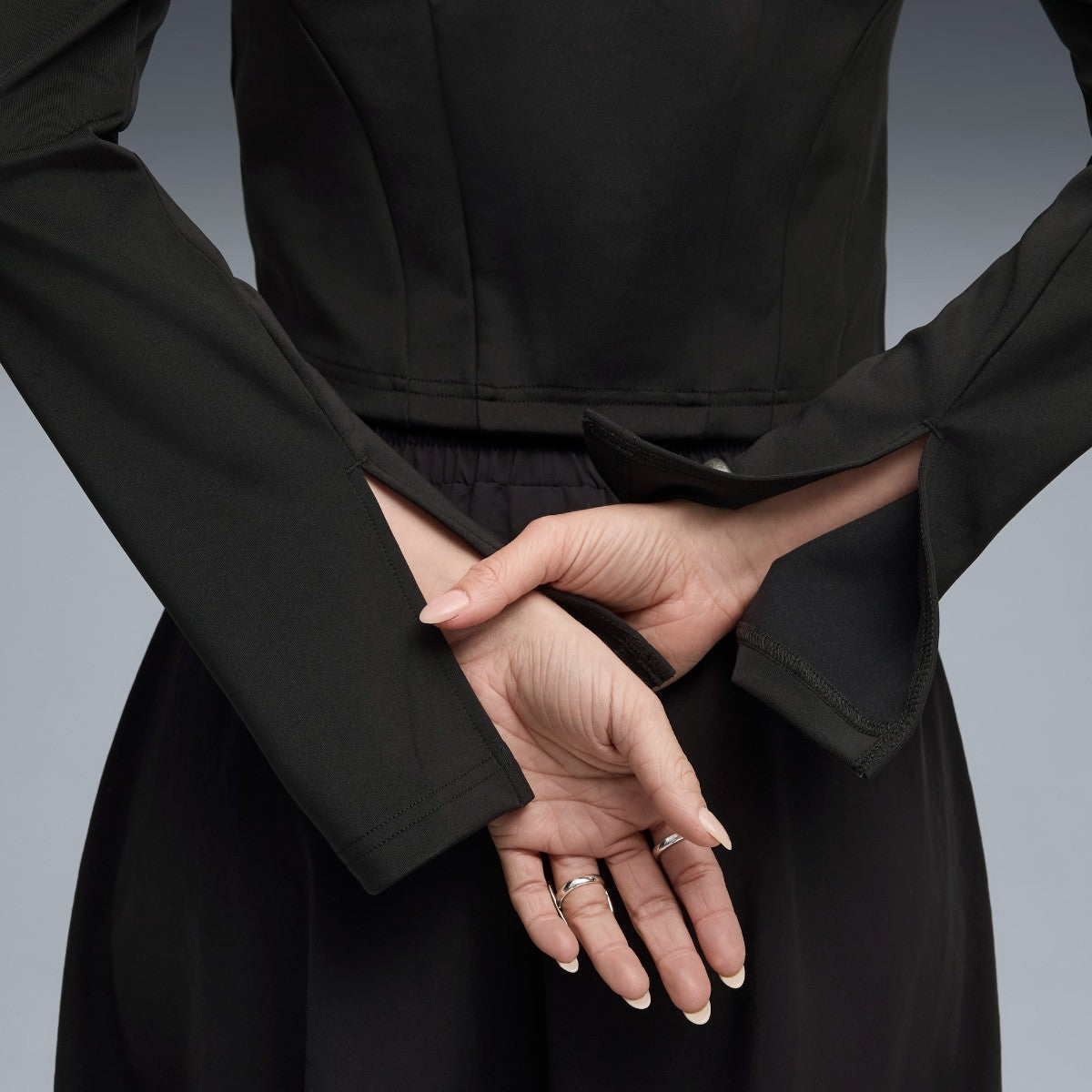 PUMA DARE TO SLIM CROPPED TRACK JACKET プーマ DARE TO スリム クロップド トラックジャケット 633966【レディース アウター ショートジャケット スリムフィット スペーサー生地 トレンド サステナブル 25FW】