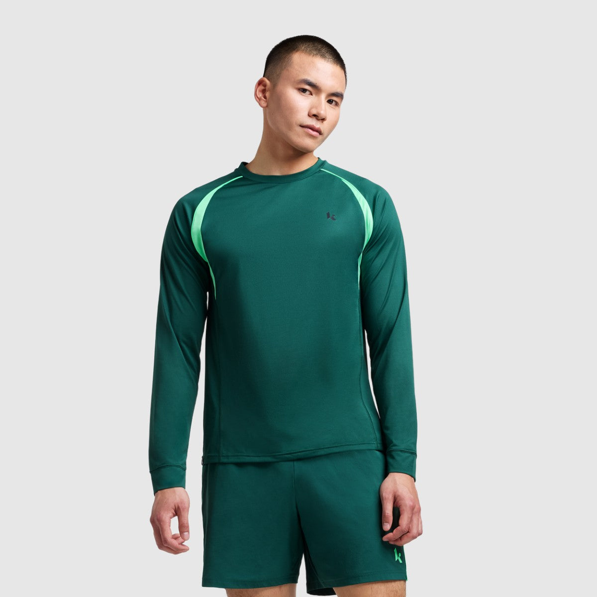 New Balance Klutch Men's LS Performance T-Shirt ニューバランス クラッチ ロングスリーブ パフォーマンス Tシャツ MT53621【メンズ 速乾性 トレーニング Tシャツ 長袖 パフォーマンス 軽量 快適 25FW】