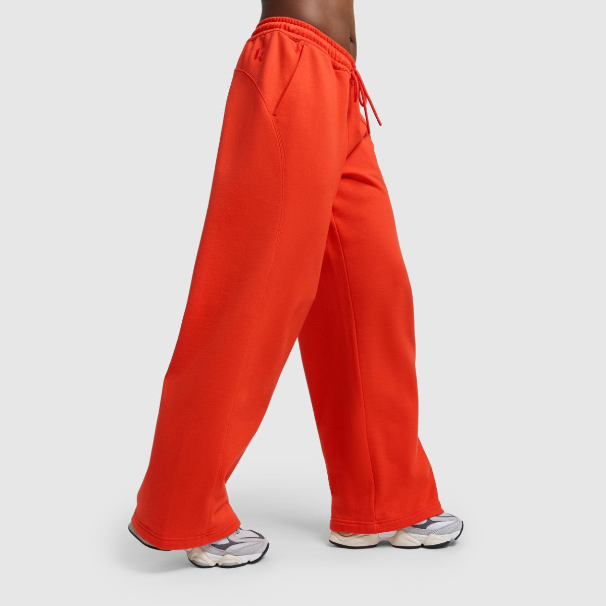 New Balance Klutch Women's Fleece Pant ニューバランス クラッチ フリース パンツ WP51611【レディース ロングパンツ フレンチテリー ロゴ コラボ 25FW】