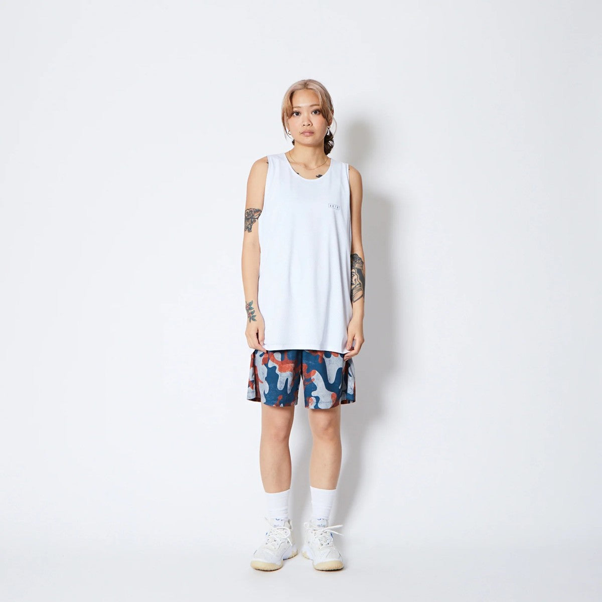 AKTR PLAY CAMO REVERSIBLE TANK アクター プレイ カモ リバーシブル タンク 225-011001【メンズ トップス タンクトップ リバーシブル 総柄 25FW】