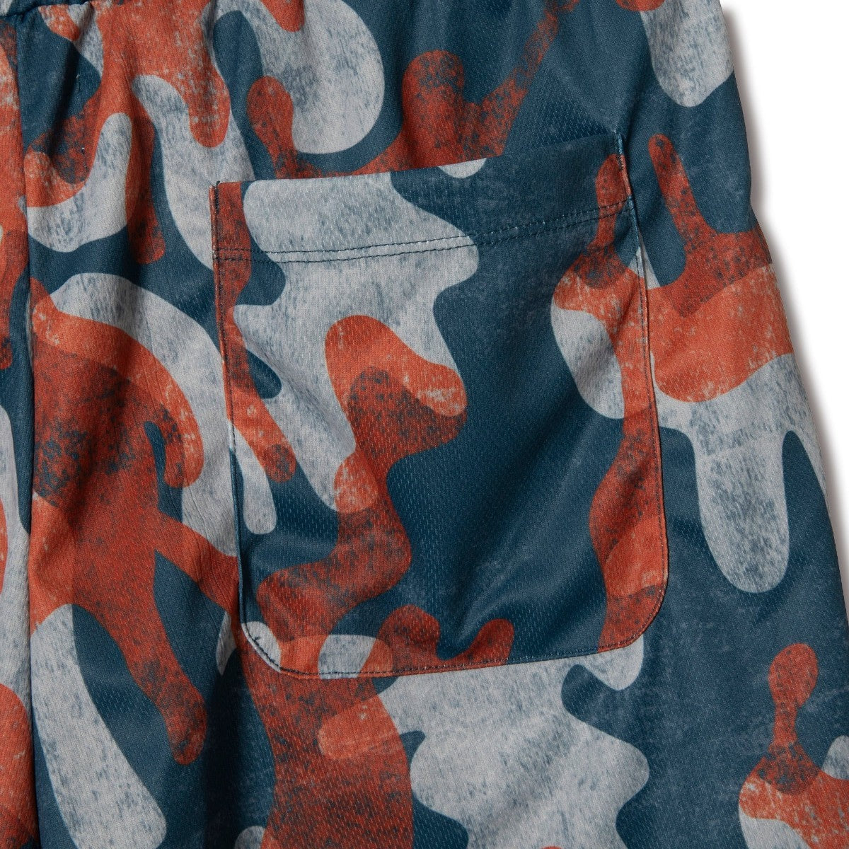 AKTR PLAY CAMO 6.5-INCH SHORTS NV アクター プレイ カモ 6.5インチ ショーツ NV 225-013002【メンズ ハーフパンツ ショーツ カモフラージュ 総柄 25FW】