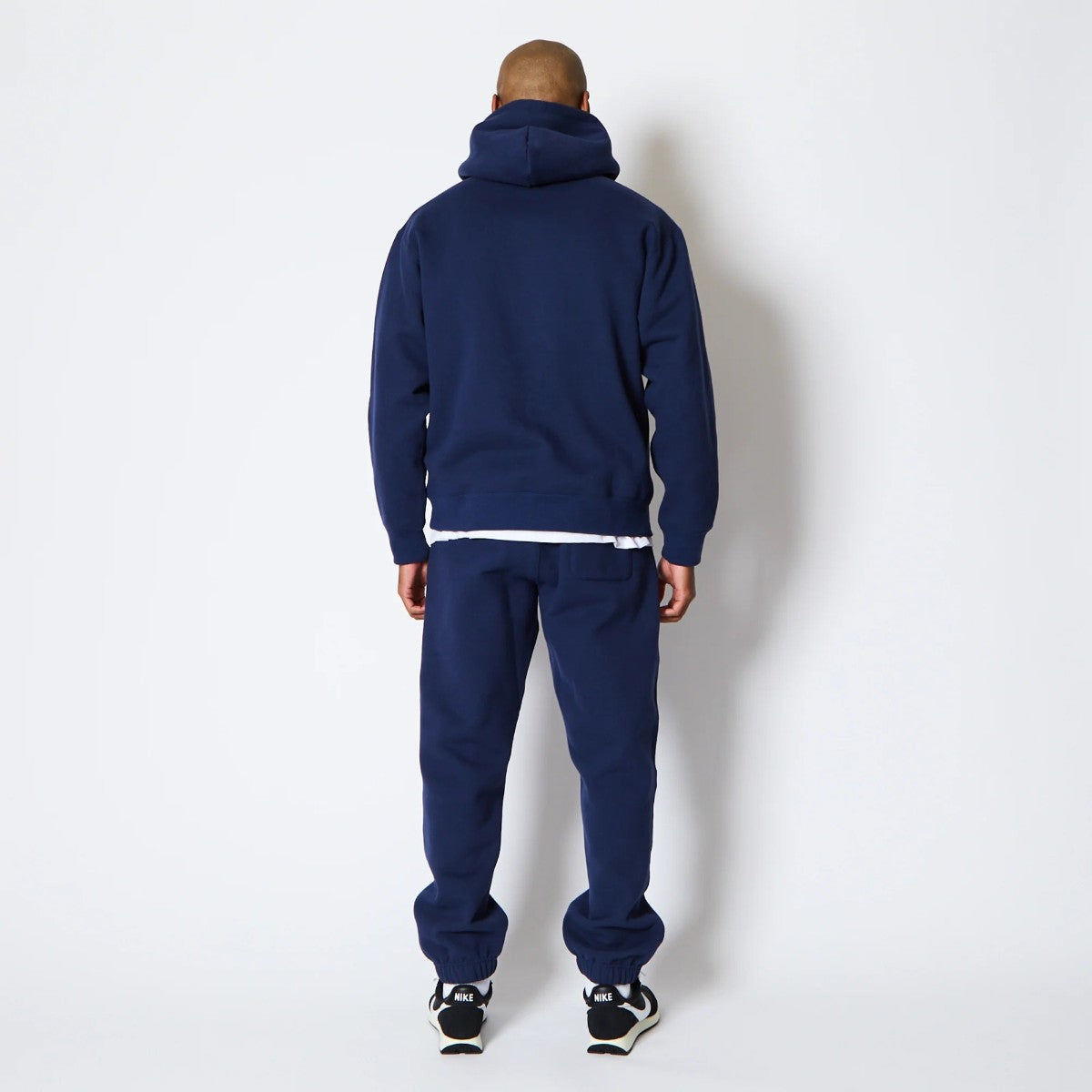 AKTR COLLEGE LOGO SWEAT ZIP HOODIE アクター カレッジ ロゴ スウェット ジップ フーディ 225-024010【メンズ ジップパーカー スウェット カレッジロゴ 裏起毛 25FW】