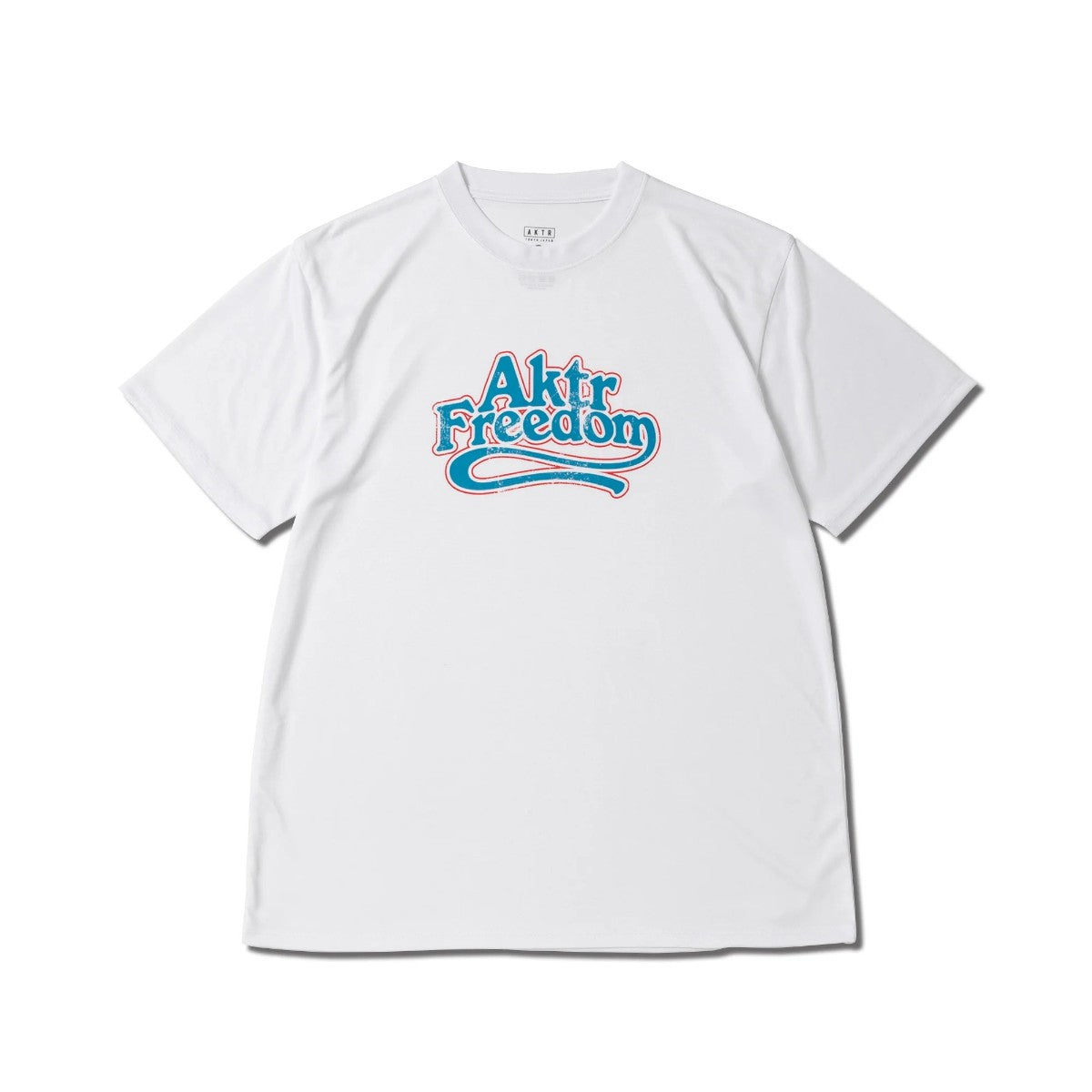 AKTR FREEDOM LOGO SPORTS TEE アクター フリーダム ロゴ スポーツティー 225-028005【メンズ 半袖Tシャツ グラフィック ロゴ フロントプリント 25FW】