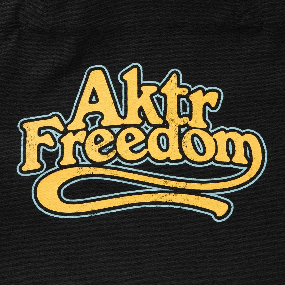 AKTR FREEDOM LOGO BIG TOTE BAG アクター フリーダム ロゴ トートバッグ 225-032022【メンズ トートバッグ ランドリーバッグ ロゴ キャンバス 25FW】
