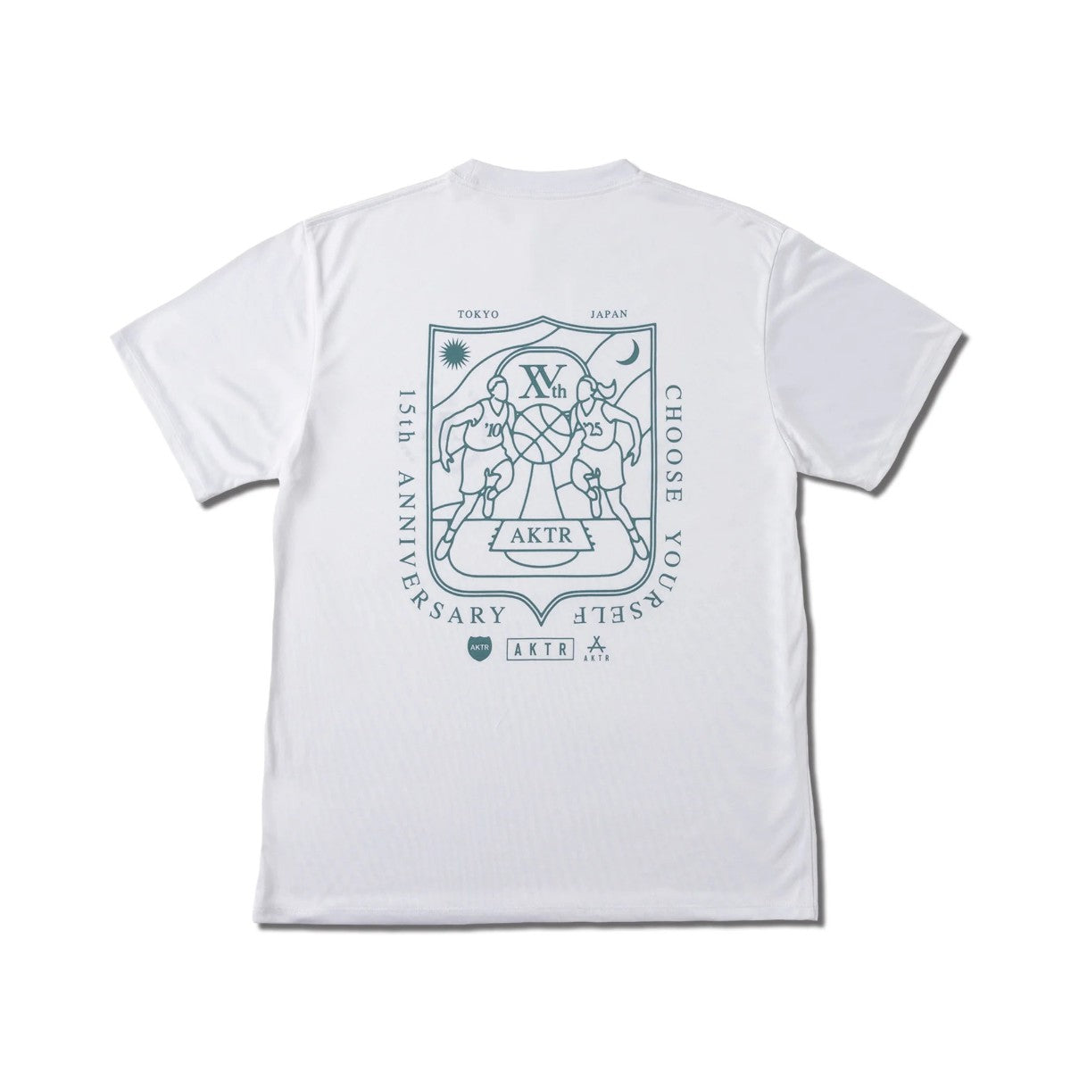 AKTR 15TH ANNIVERSARY SPORTS TEE アクター 15TH アニバーサリー スポーツ ティー 225-041005【メンズ 半袖Tシャツ グラフィック エンブレム ロゴ バックプリント 25FW】