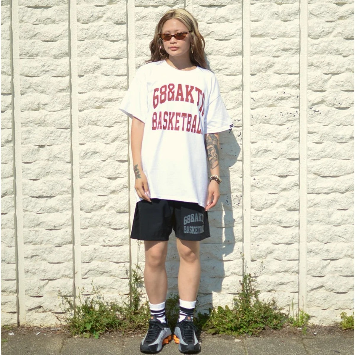 AKTR 68xAKTR ARCH LOGO TEE アクター 68xAKTR アーチロゴ ティー 225-042005【メンズ 半袖Tシャツ カレッジロゴ コラボ 25FW】