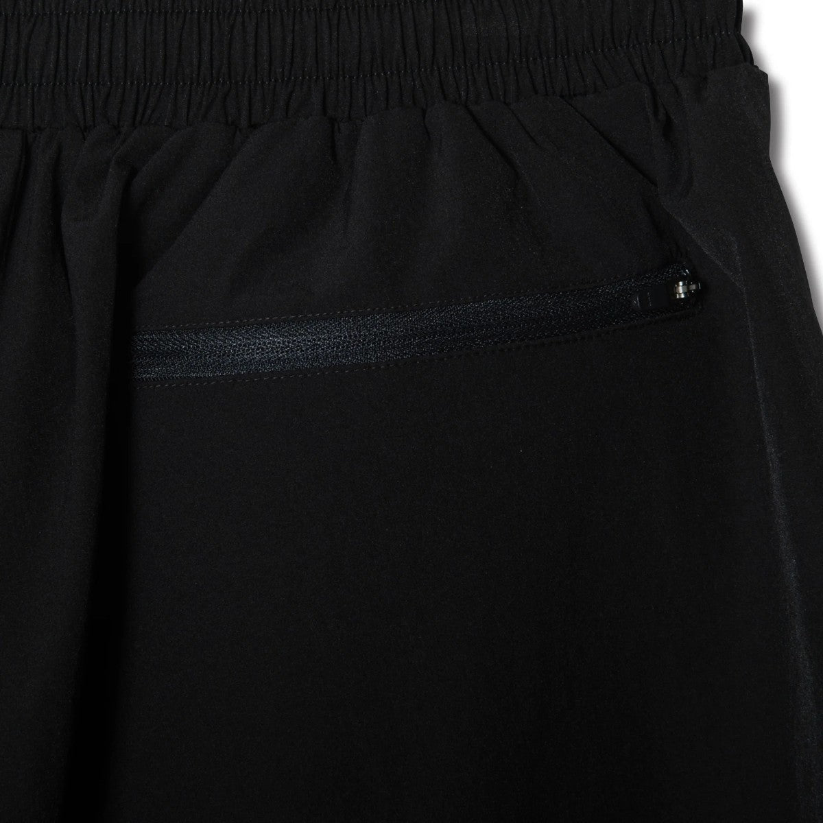 AKTR 68xAKTR ARCH LOGO 6.5INCH SHORTS アクター 68xAKTR アーチロゴ 6.5インチ ショーツ 225-043002【メンズ ショーツ ハーフパンツ カレッジロゴ コラボ 25FW】