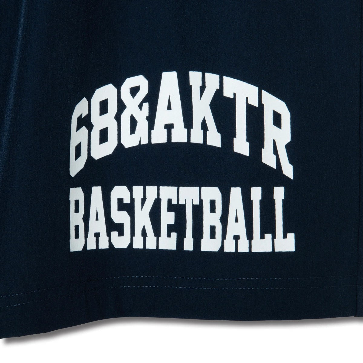 AKTR 68xAKTR ARCH LOGO 6.5INCH SHORTS アクター 68xAKTR アーチロゴ 6.5インチ ショーツ 225-043002【メンズ ショーツ ハーフパンツ カレッジロゴ コラボ 25FW】