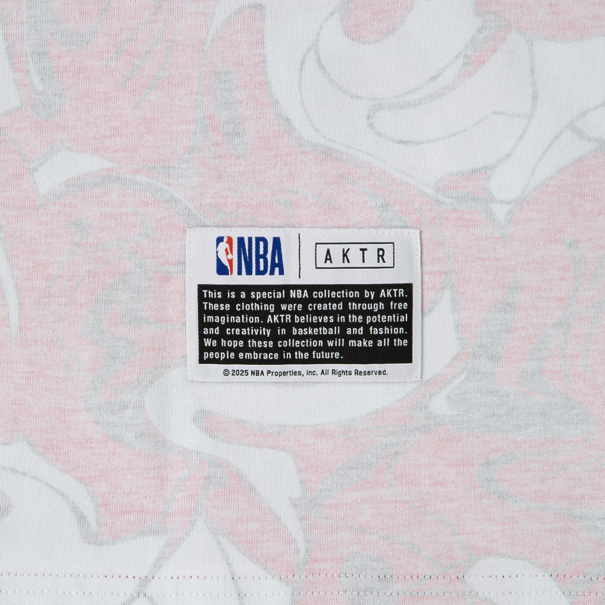 AKTR NBAxAKTR OVERSIZE 4WAY SLEEVELESS TEE CHI アクター NBAxAKTR オーバーサイズ 4WAY スリーブレスTシャツ CHI 225-046005【メンズ ノースリーブ リバーシブル チームロゴ プリント 25SS】