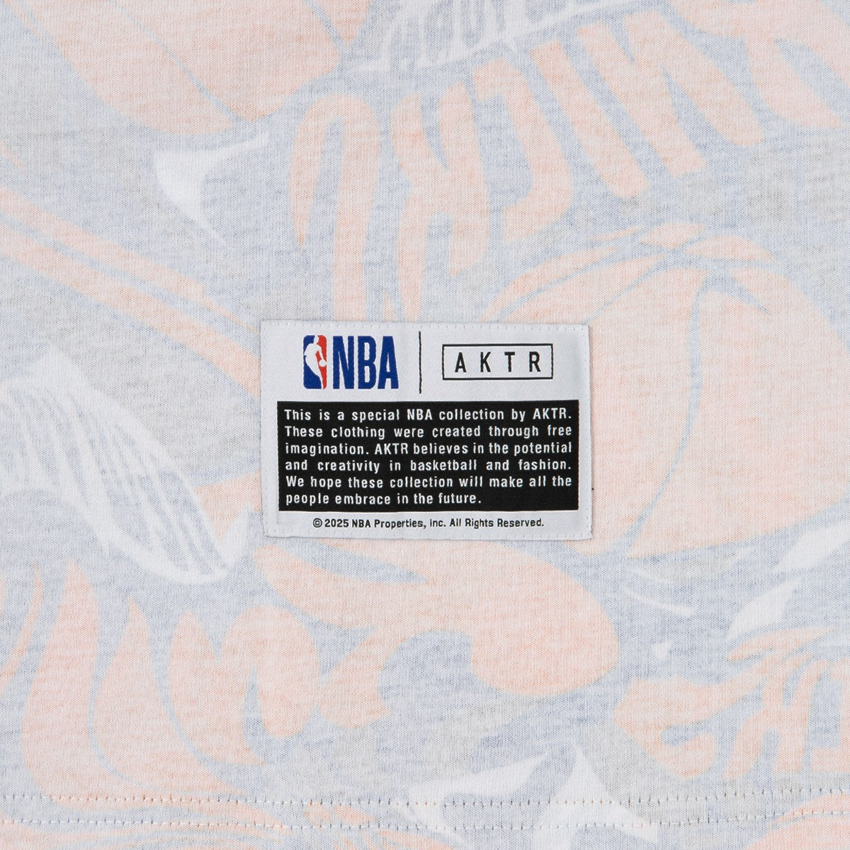 AKTR NBAxAKTR OVERSIZE 4WAY SLEEVELESS TEE NYK アクター NBAxAKTR オーバーサイズ 4WAY スリーブレスTシャツ NYK 225-047005【メンズ ノースリーブ リバーシブル チームロゴ プリント 25SS】