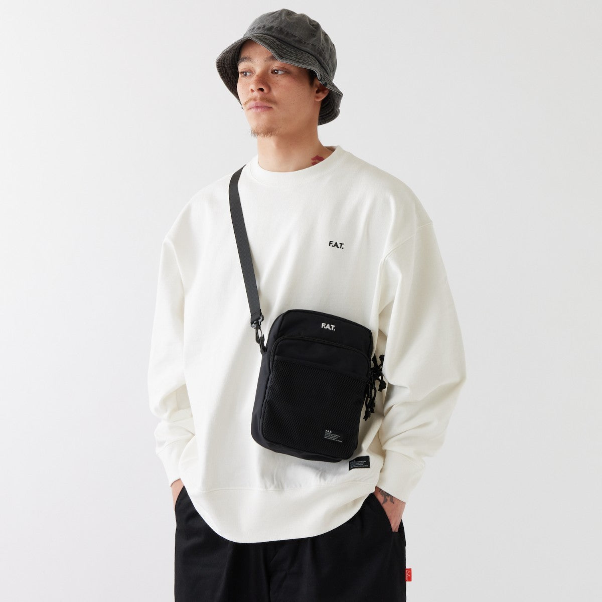 FAT SLINGPAK エフエイティー スリングパック F32520-BG02【メンズ ショルダーバッグ ボディバッグ ポーチ 25FW】