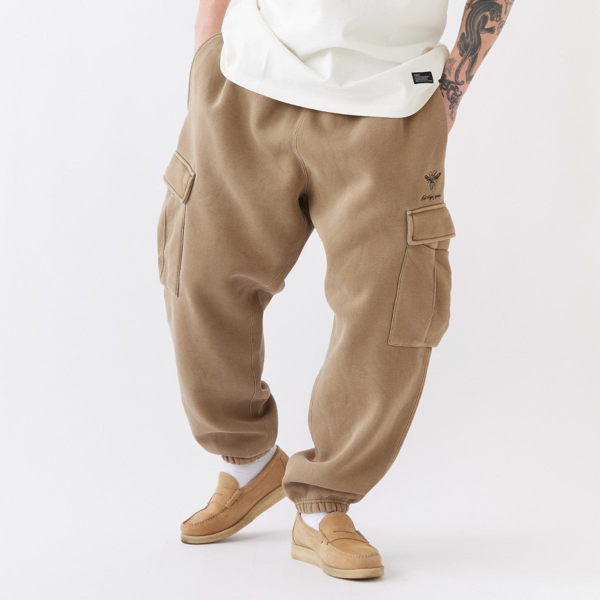 FAT FADEMENT.CARGO エフエイティー フェイドメント.カーゴ F32520-PN17【メンズ カーゴパンツ スウェット 刺繍 裏毛 セットアップ可 25FW】