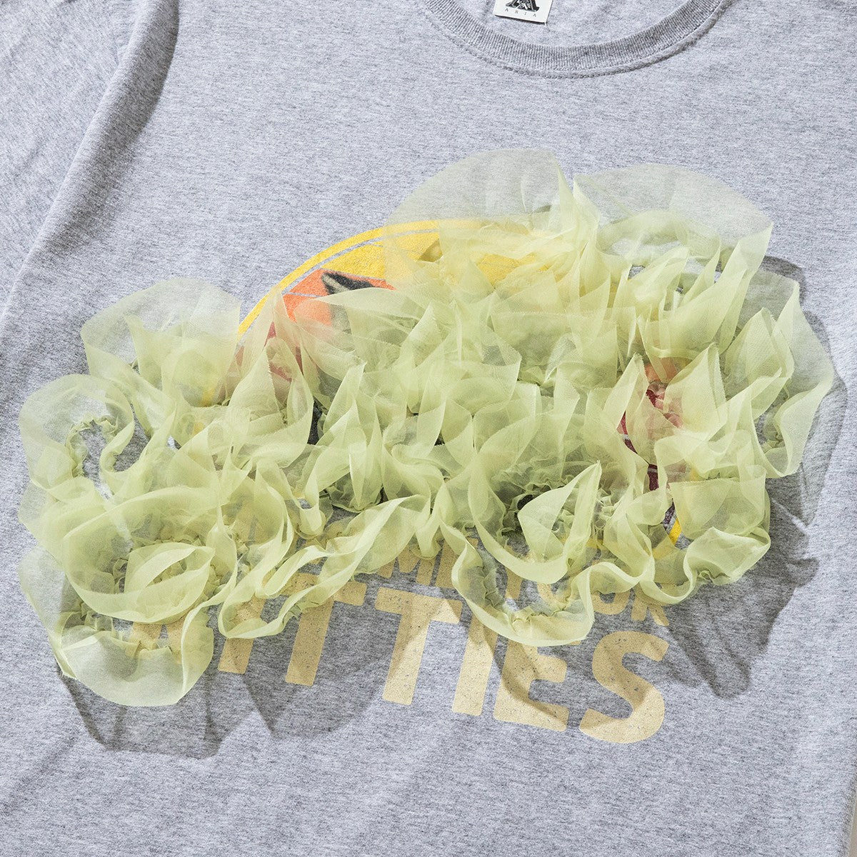 YuumiARIA FRILL FROWER ユウミアリア フリル フラワー 252-AR001【レディース 半袖Tシャツ 古着リメイク アソート 25FW】