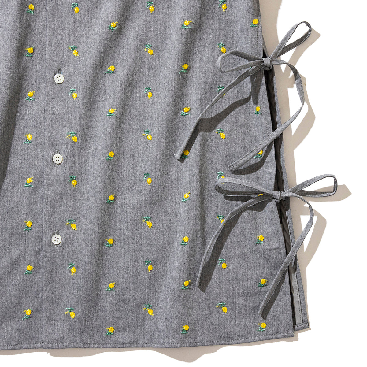 naokitomizuka Flower embroidery ribbon blouse ナオキトミヅカ フラワー エンブロイダリー リボン ブラウス GRNTB015【レディース WOMENブランド 楽天NG 25FW】