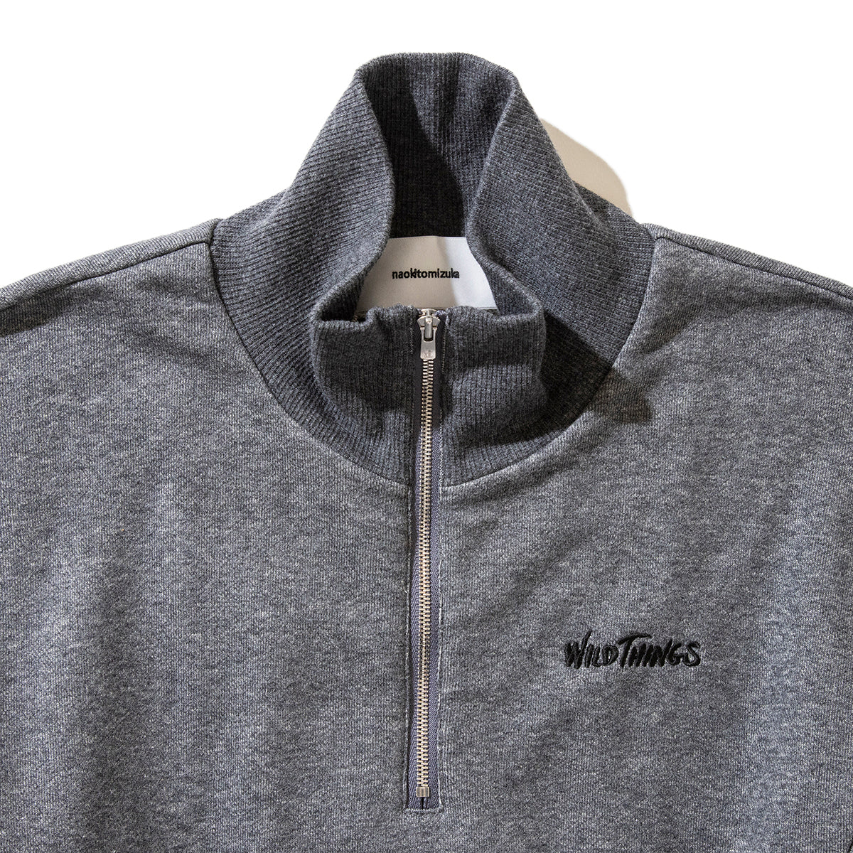 naokitomizuka WILD THINGS Half zip ruffled sweat shirt ナオキトミヅカ ワイルドシングス ハーフジップ フリル スウェットシャツ GRNTT008【レディース WOMENブランド 楽天NG 25FW】