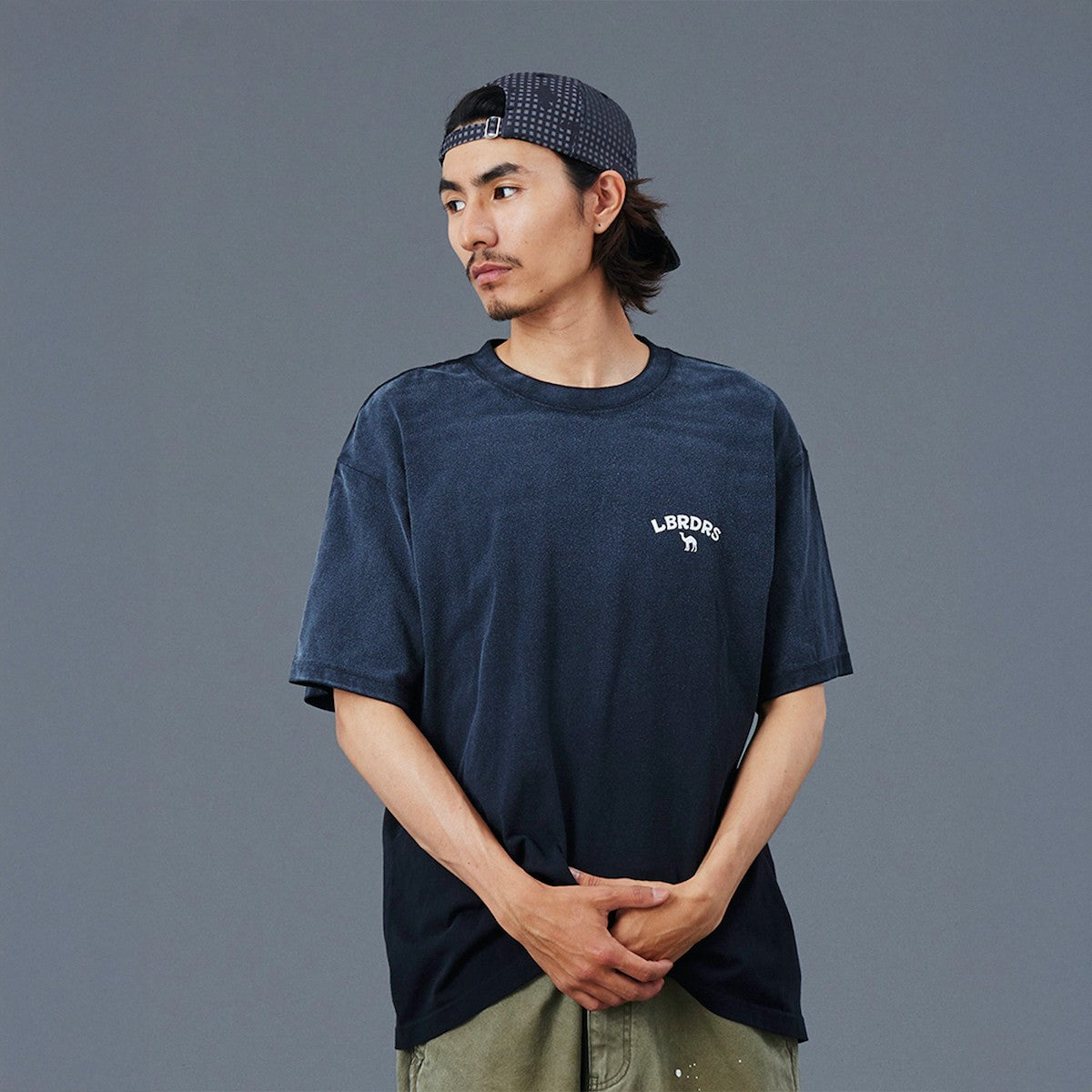 Liberaiders CAMEL TEE リベレイダース キャメル ティー 77602【メンズ Tシャツ 半袖 ロゴ バックプリント ヴィンテージテイスト 25FW】