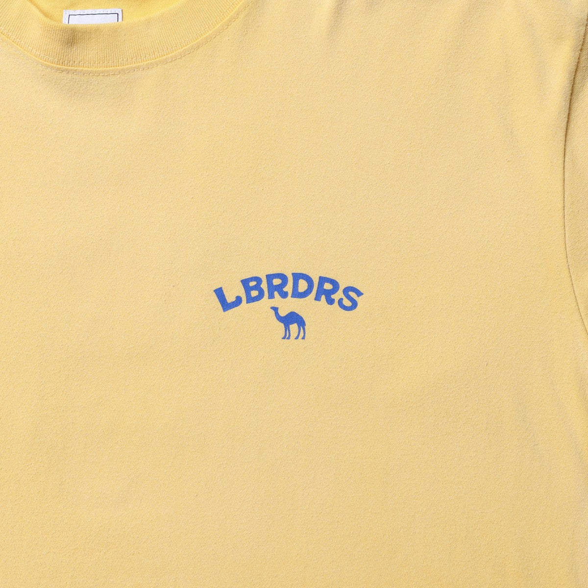 Liberaiders CAMEL TEE リベレイダース キャメル ティー 77602【メンズ Tシャツ 半袖 ロゴ バックプリント ヴィンテージテイスト 25FW】