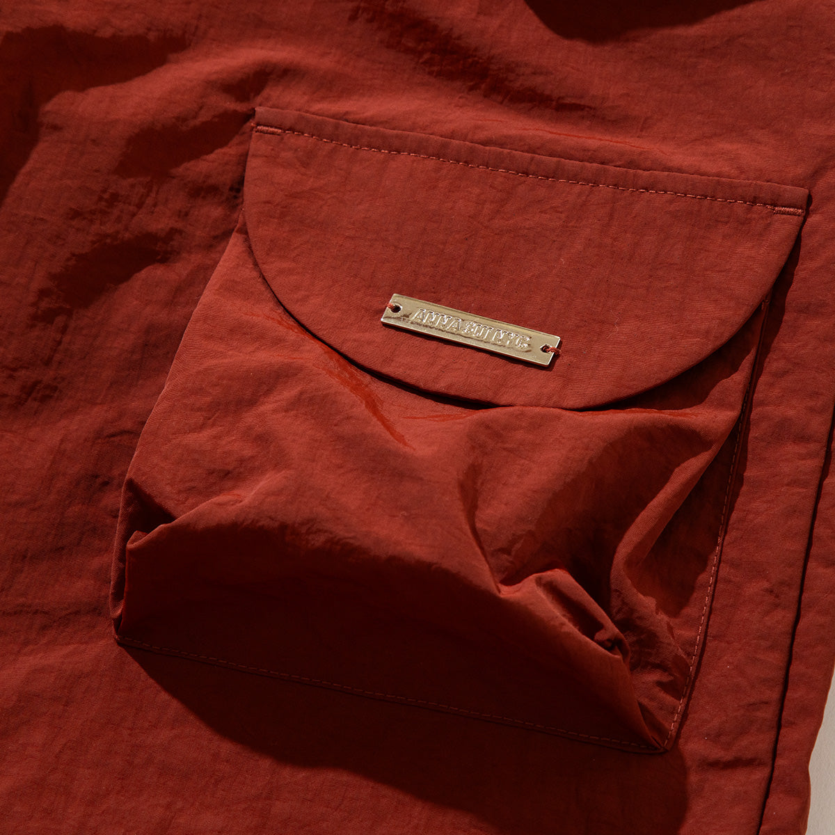 ANNA SUI NYC MATTE BAGGY LONG PANTS アナスイ エヌワイシー マットバギーロングパンツ 15230284【レディース ワイドシルエット ミリタリー ポケット デザインパンツ 25FW】