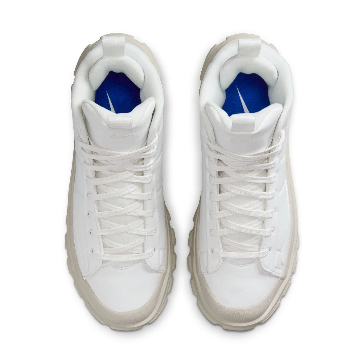NIKE Blazer Roam Mid ナイキ ウィメンズ ブレーザー ローム MID FQ9065-100【レディース 防水 耐久性 クラシック スニーカー トラクション 快適 25FW】