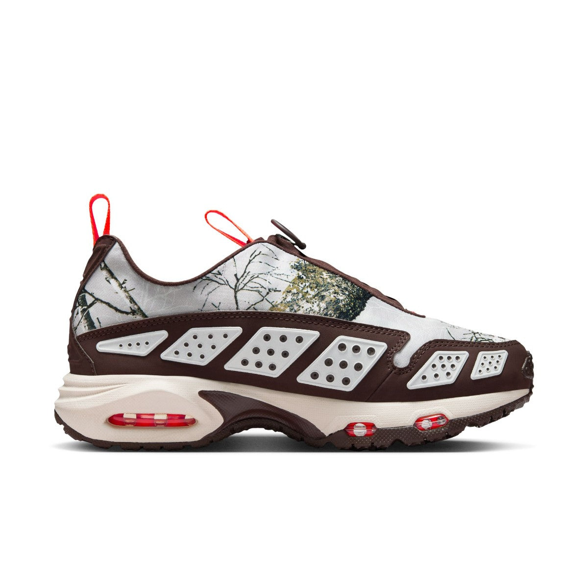 NIKE Air Max Sndr ナイキ ウィメンズ エア マックス SNDR IB2476-100【レディース クッション 反応性 通気性 軽量性 快適性 サポート 25FW】