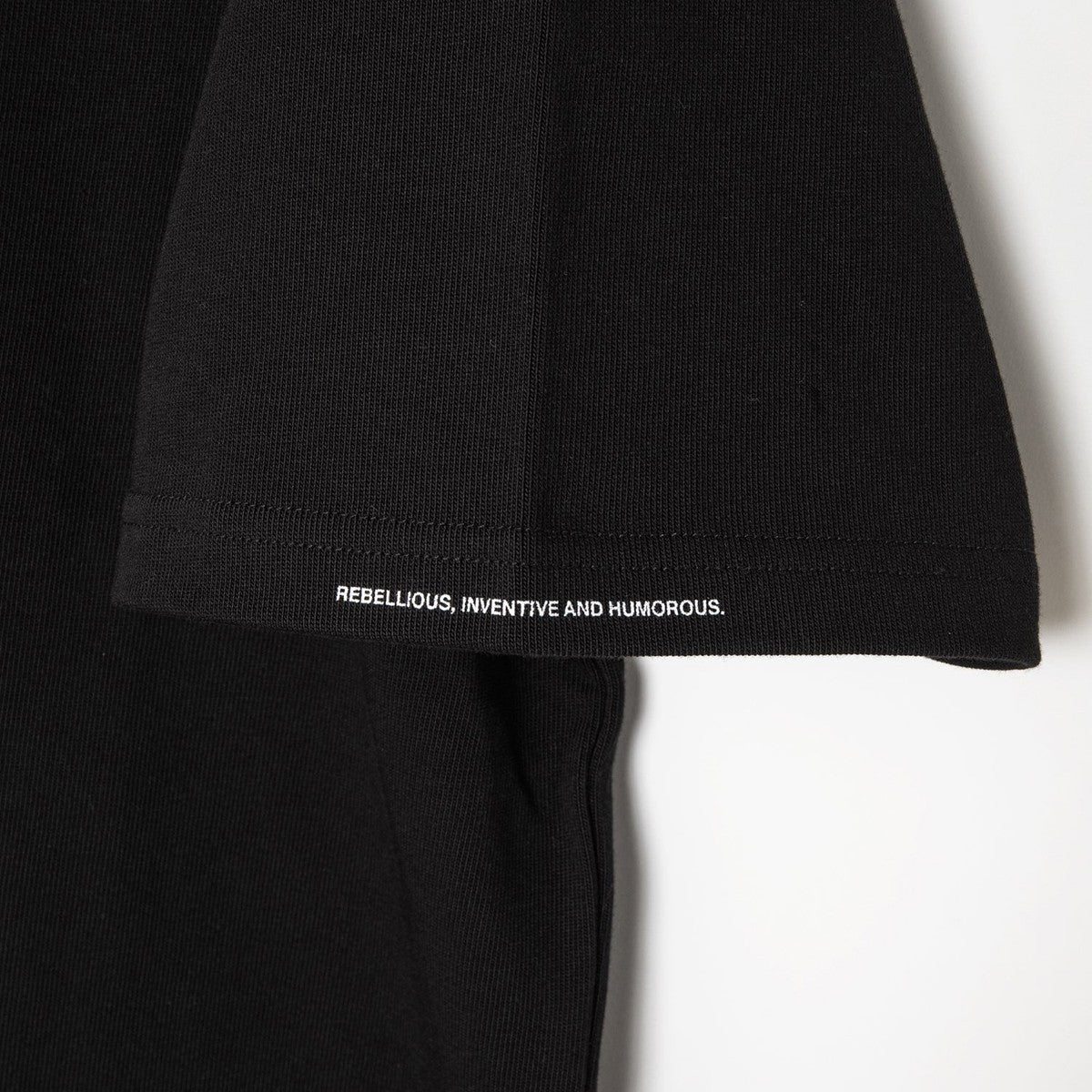 APPLEBUM Logo T-shirt アップルバム ロゴ Tシャツ 0001102【メンズ 半袖Tシャツ ブランドロゴ ヘビーウェイト 25SS】