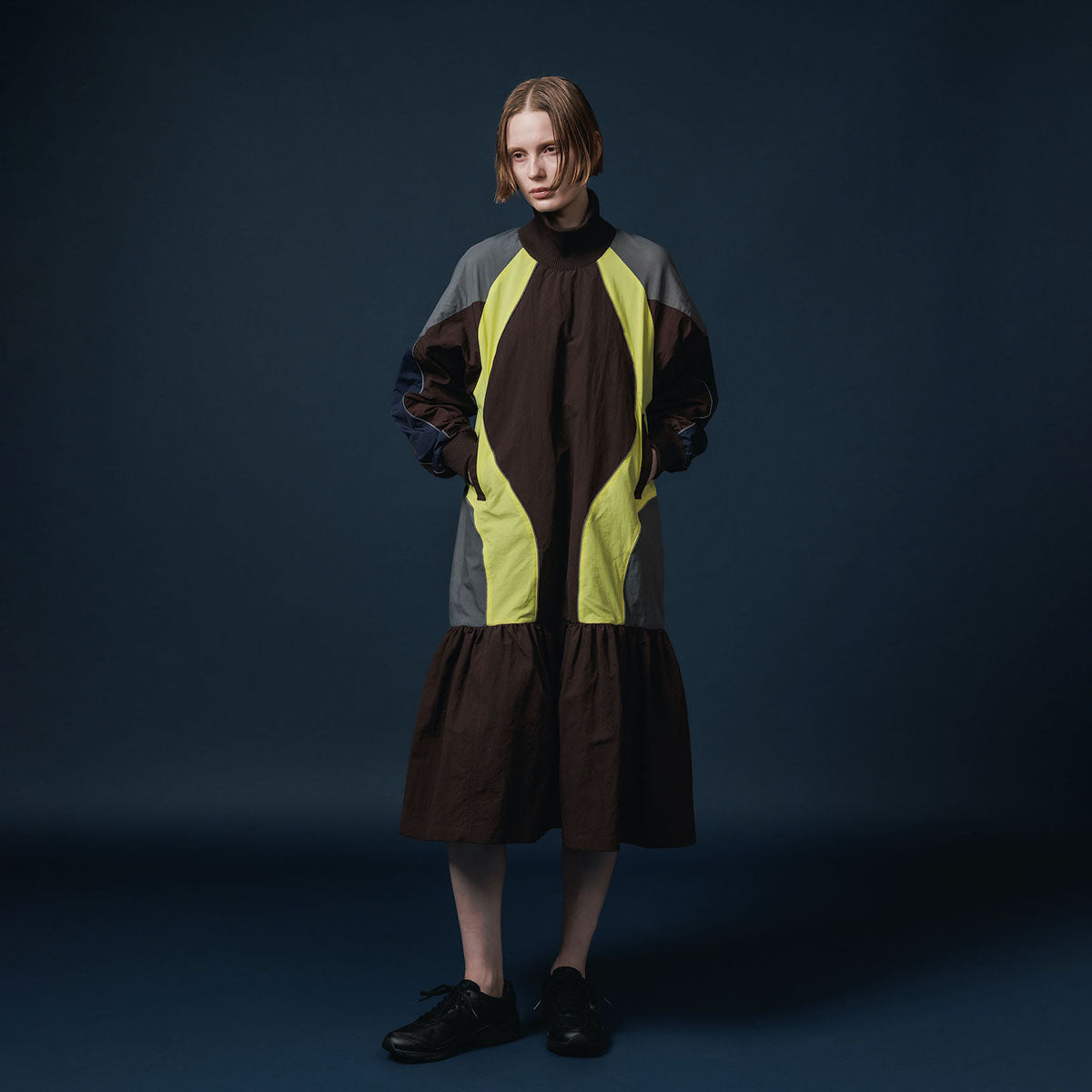 NON TOKYO SWITCHING NYLON ONE-PIECE ノントーキョー スイッチングナイロンワンピース NON-25A-0910【レディース ナイロンワンピース メッシュ裏地 リフレクター反射 25FW】