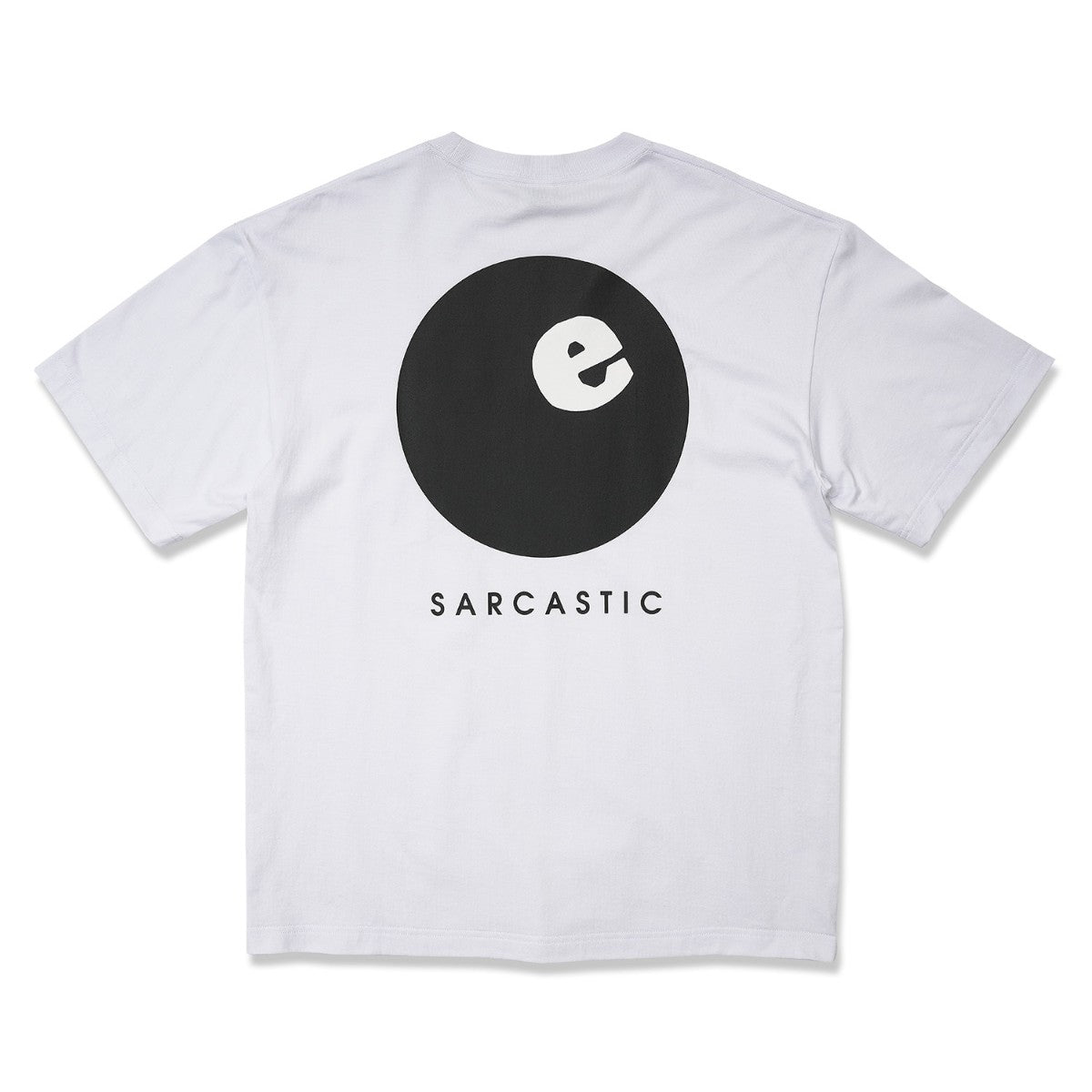 SARCASTIC E Ball 25 Short Sleeve Tee サキャスティック イーボール 25 ショートスリーブ ティー SAR252011【メンズ 半袖Tシャツ シンプル ロゴ 25FW】
