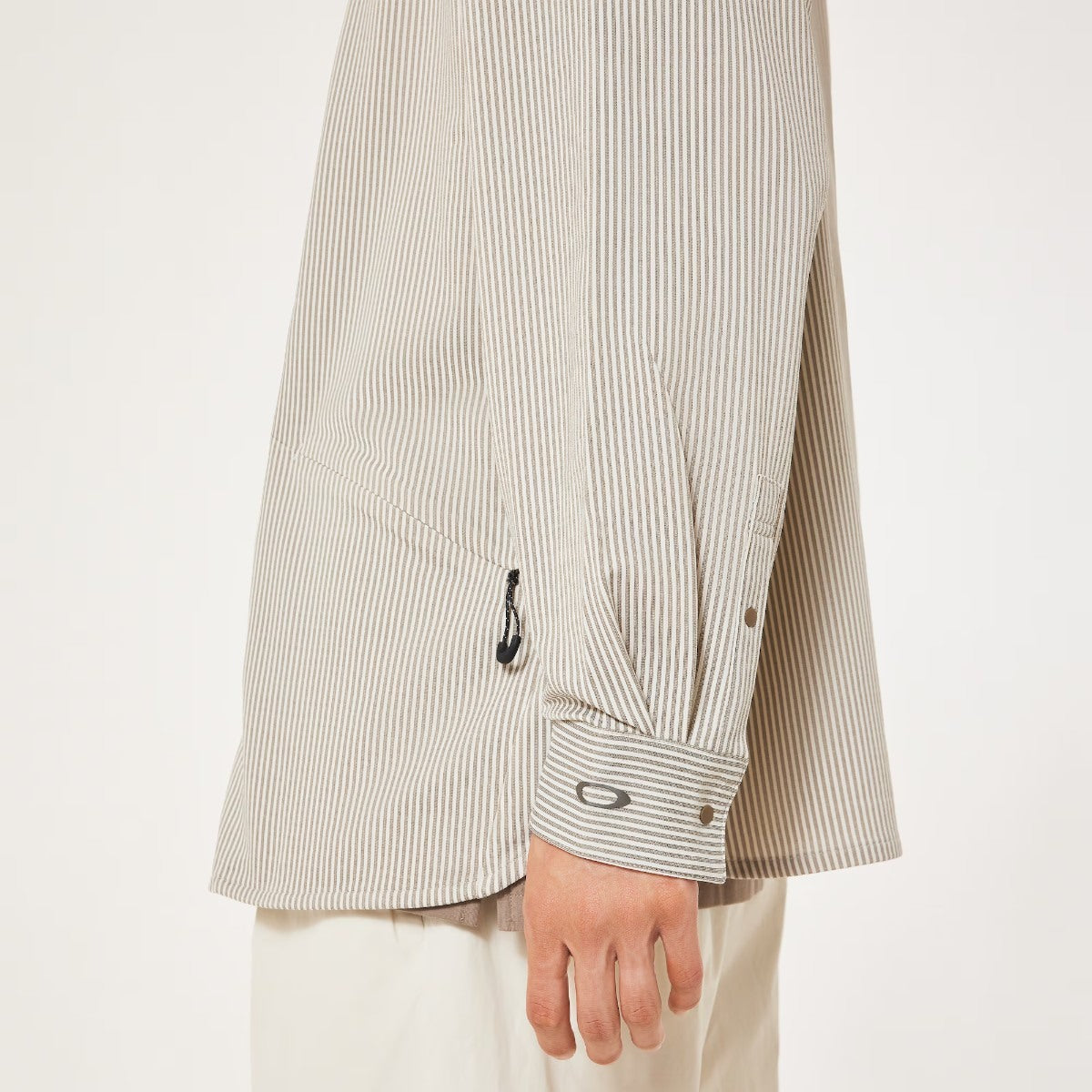 OAKLEY Fgl Fuel LS Shirts 5.7 オークリー FGL フューエル ロングスリーブ シャツ 5.7 FOA408129【メンズ シャツ 長袖 撥水 保温 防寒 アウトドア ストレッチ素材 25FW】