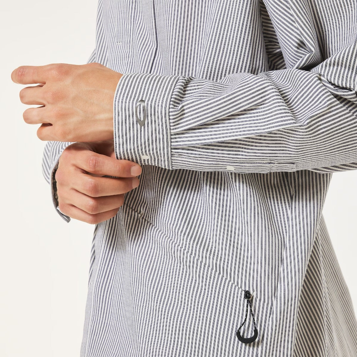 OAKLEY Fgl Fuel LS Shirts 5.7 オークリー FGL フューエル ロングスリーブ シャツ 5.7 FOA408129【メンズ シャツ 長袖 撥水 保温 防寒 アウトドア ストレッチ素材 25FW】