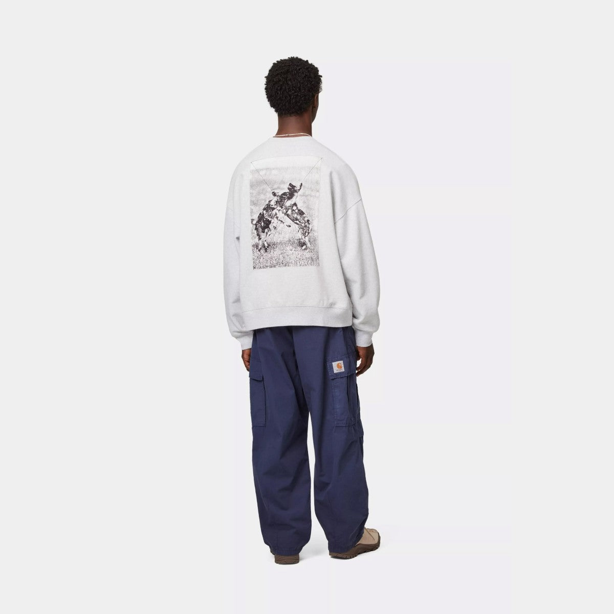 Carhartt WIP NO PLAY SWEATSHIRT カーハートワークインプログレス ノープレイ スウェットシャツ I035609【メンズ スウェットシャツ グラフィック 刺繍 裏起毛 カジュアル ルーズフィット 25FW】