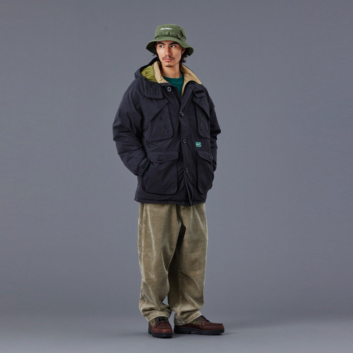 Liberaiders UTILITY DOWN JACKET リベレイダース ユーティリティ ダウン ジャケット 77001【メンズ ダウンジャケット フード脱着 大型ポケット 動きやすい 収納力 25FW】