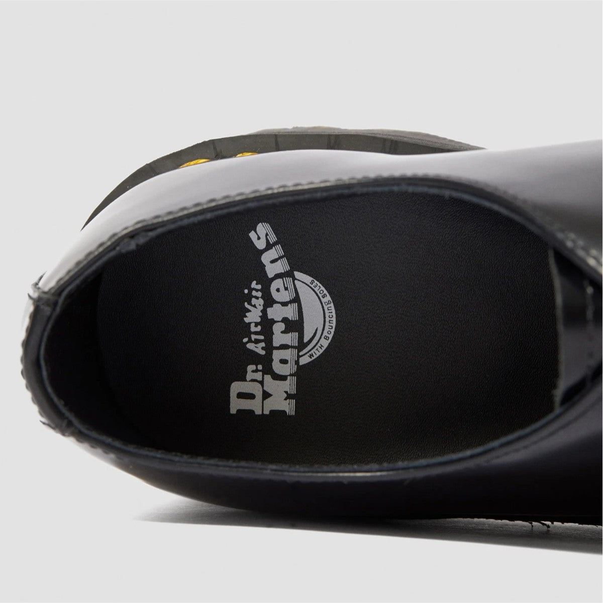 Dr. MARTENS 1461 QUAD 3 HOLE SHOE ドクターマーチン 1461 QUAD 3 ホール シューズ DM-25567001-BK【レディース 3ホール 厚底 スタックソール 定番 イエローステッチ 25FW】