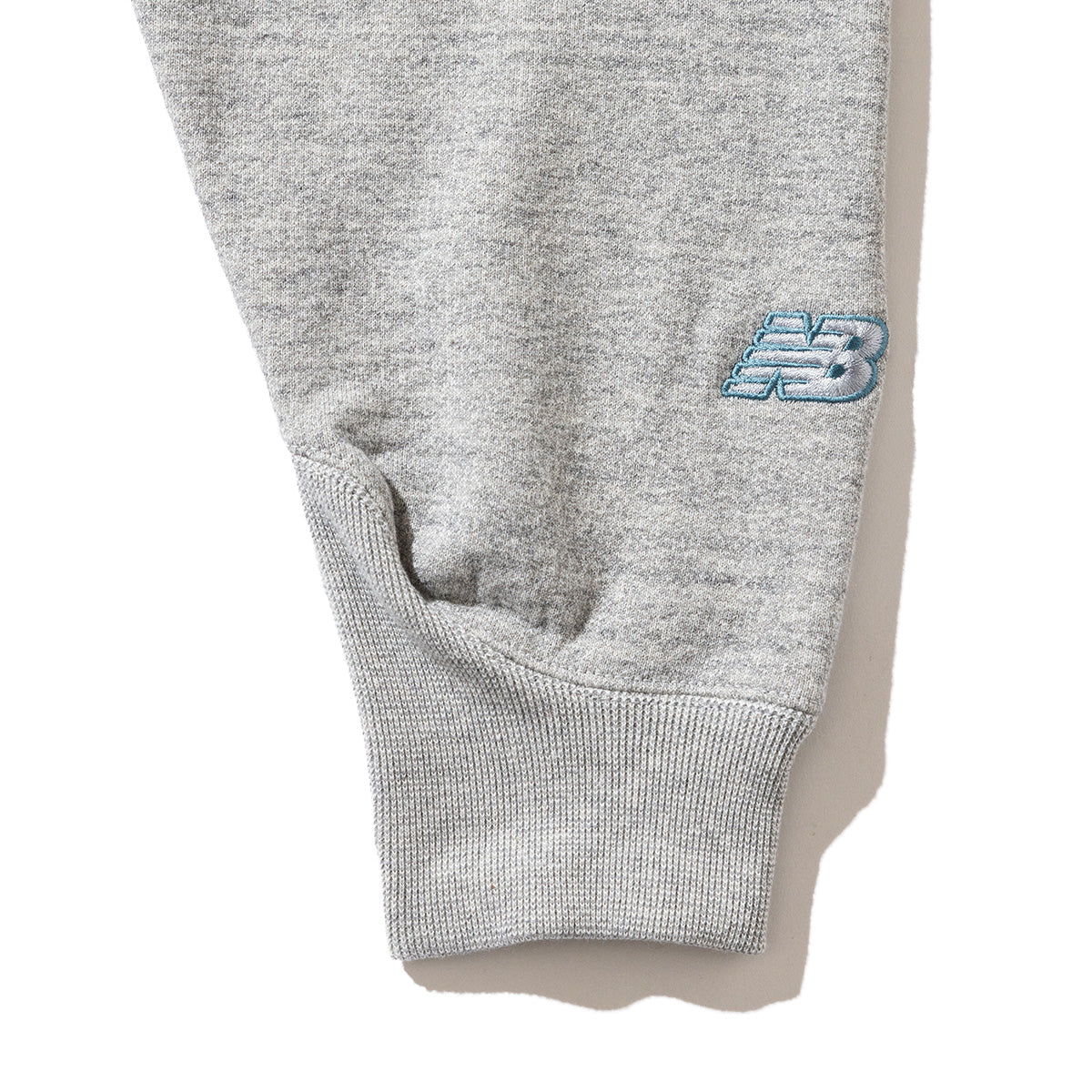 New Balance 1000 SERIES for Kinetics CLASSIC FRENCH TERRY HOODIE ニューバランス 1000 シリーズ for キネティクス クラシック フレンチテリー フーディー AMT55746【メンズ パーカー ヘビーウェイト 裏毛 スウェット 販路限定 25FW】